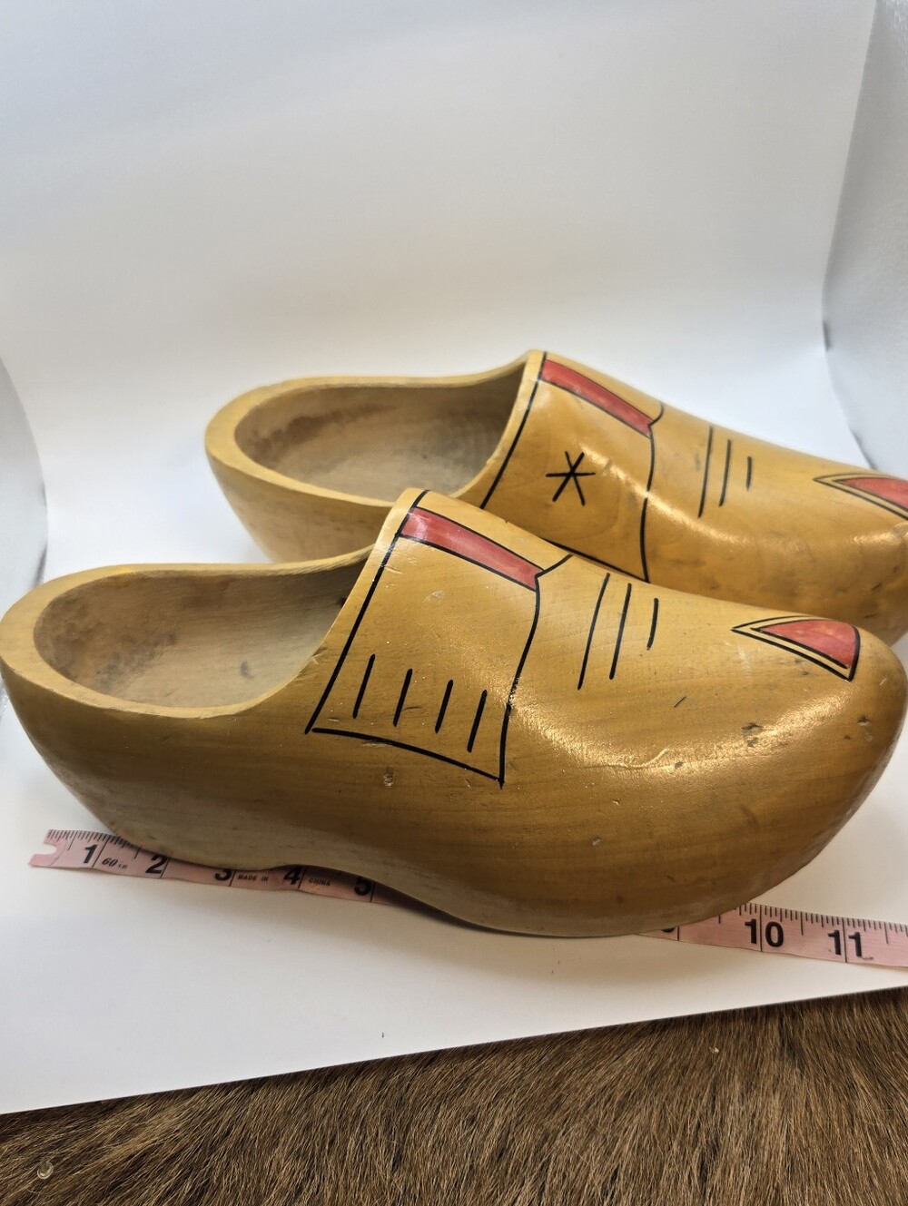 Vintage Hand-painted Dutch Wooden Clogs - Picture 5 of 7